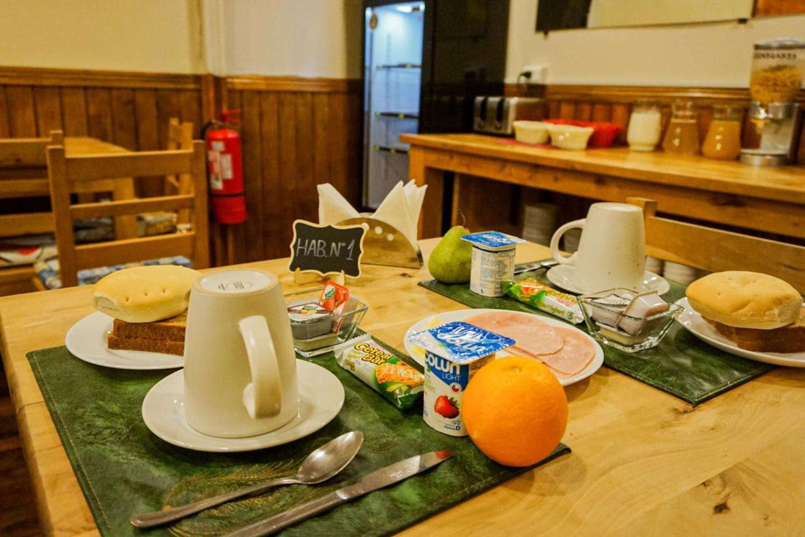 Hostal Reymer Patagonia Puerto Natales Eksteriør billede
